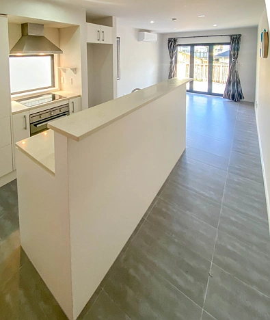 Modern 3-Bedroom Townhouse in Albany Heights –...