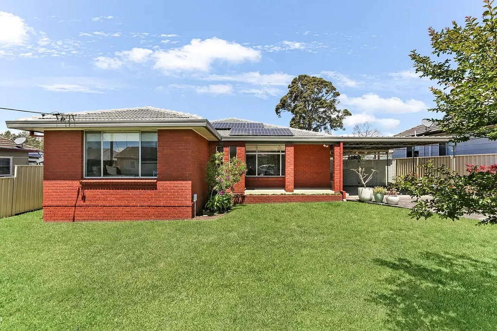 8 Kapooka Avenue, Dapto, NSW 2530
