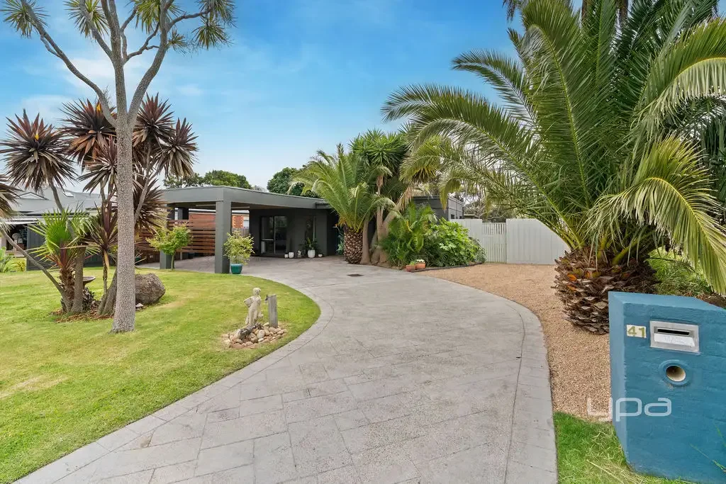 41 Palm Tree Drive, Safety Beach, VIC 3936