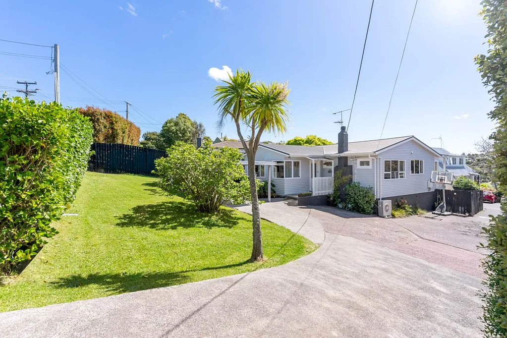 1/107 Browns Bay Road, Browns Bay, North Shore City, Auckland