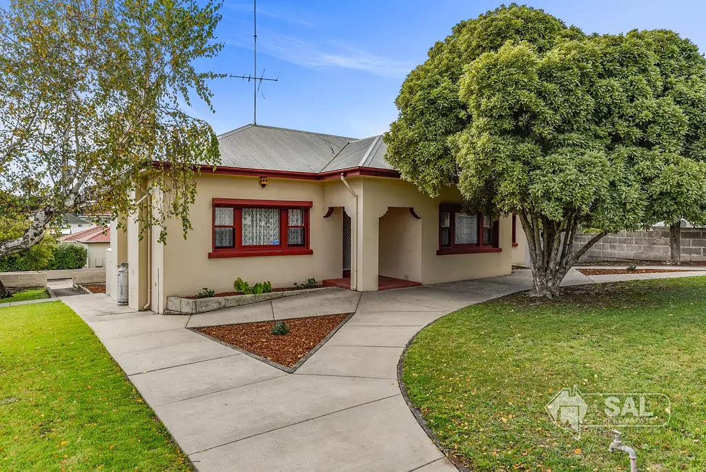 30 Jubilee Highway West, Mount Gambier, SA 5290