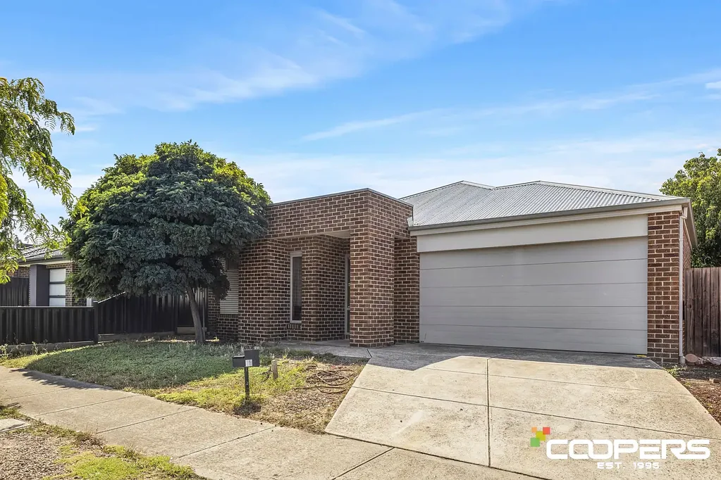 18 Carramar Drive, Harkness, VIC 3337