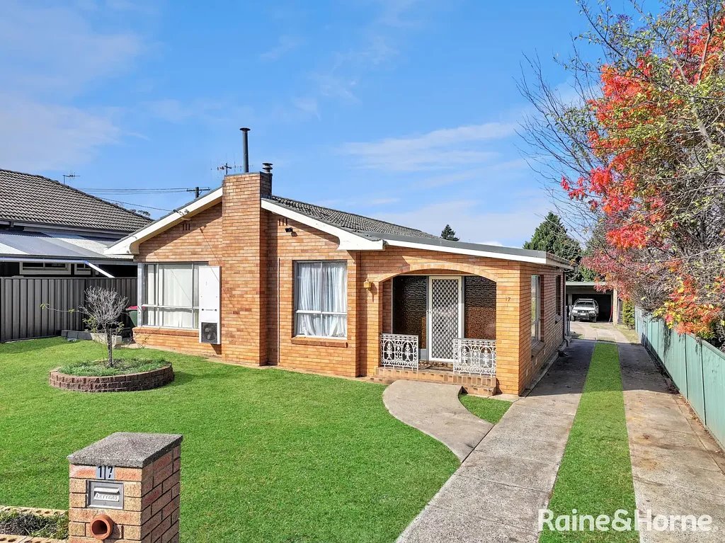 17 Boyd Street, Kelso, NSW 2795