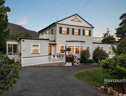 105 Derwent Terrace, New Norfolk, Hobart, 7房, 7浴, House