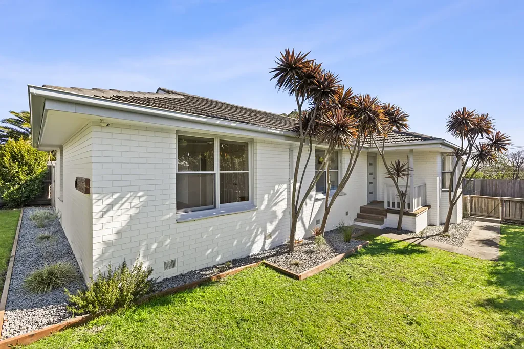 Grovedale 3房  Renovated Gem In Convenient Location