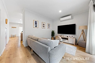 8 Coxon Street, Officer, VIC 3809, 3 ਕਮਰੇ, 2 ਬਾਥਰੂਮ, House