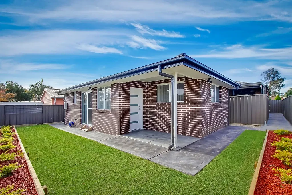 Granny Flat with private entrance