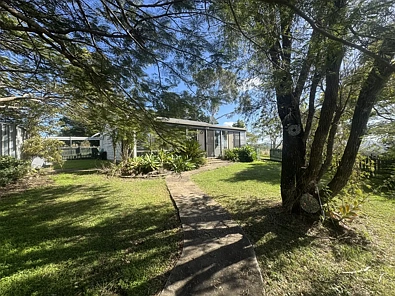 South East Nanango 2कमरा Elevated Rural Escape with Breathtaking Valley Views