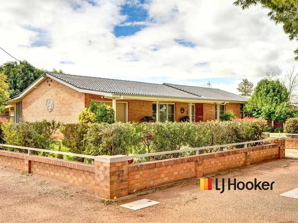 Narromine 2Kwarto Charming Home with Versatile Living - 117 Minore Street, Narromine