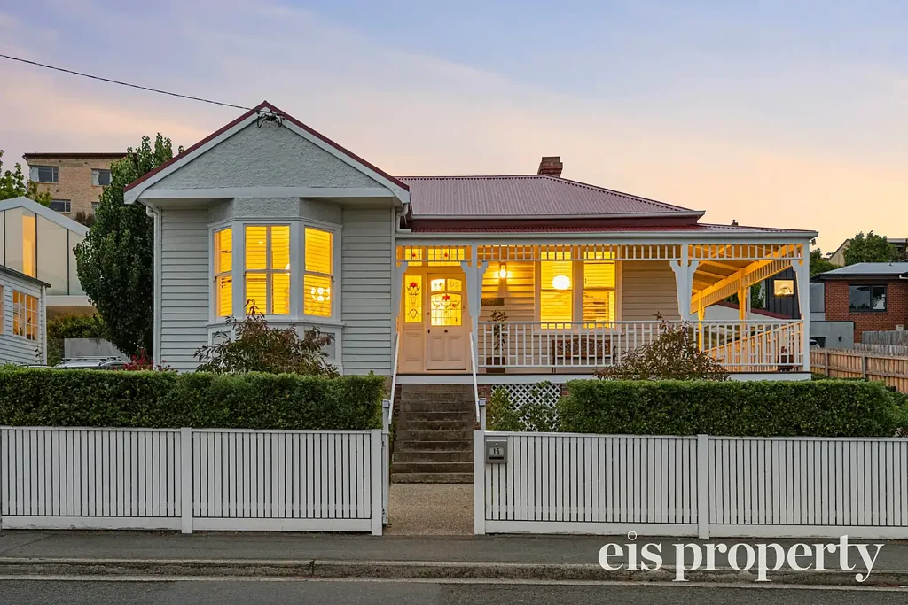 15 Proctors Road, Dynnyrne, TAS 7005