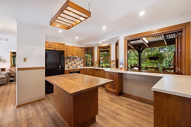 9 Pinaroo Street, Battery Hill, QLD 4551, 5 slaapkamers, 2 badkamers, House