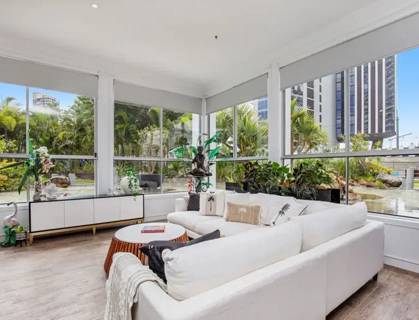 3/3422 Surfers Paradise Blvd, Surfers Paradise, Gold Coast, 2部屋, 2バスルーム, Unit
