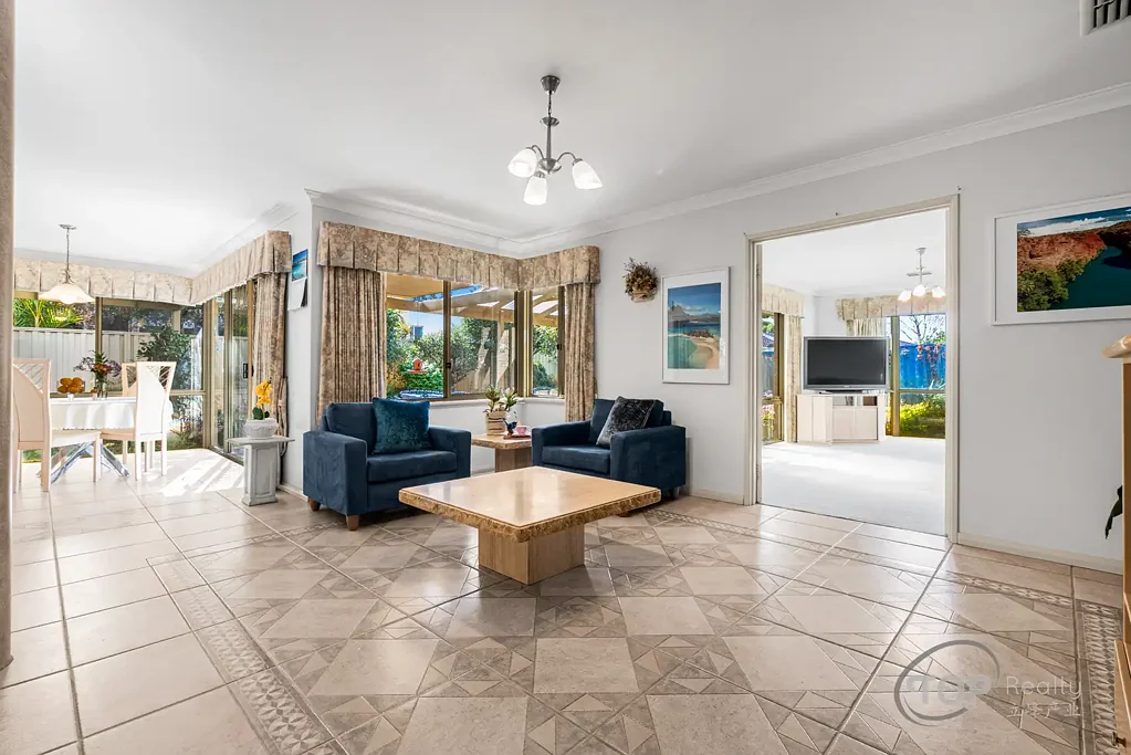 Winthrop 4બેડરૂમ IMMACULATE FAMILY HOME NEXT TO WINTHROP PRIMARY SCHOOL