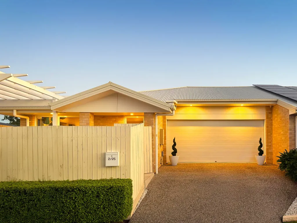 2/25 Fountain Street, Pimpama, QLD 4209