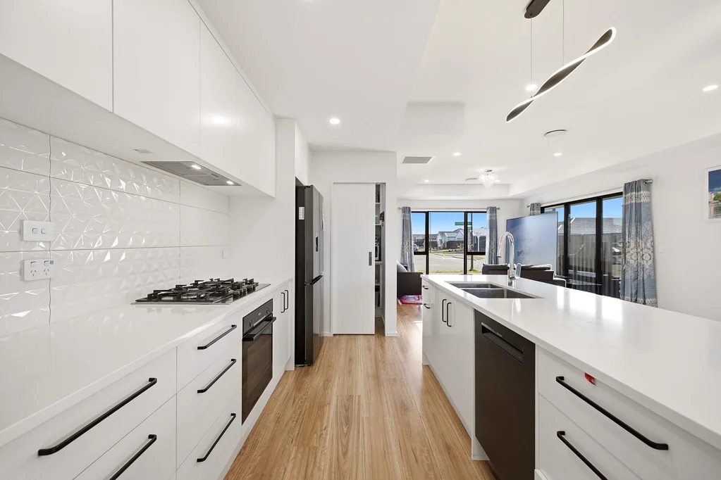 Kaiapoi 4 Bedroom Next Home Secured - This One Must Be Sold!