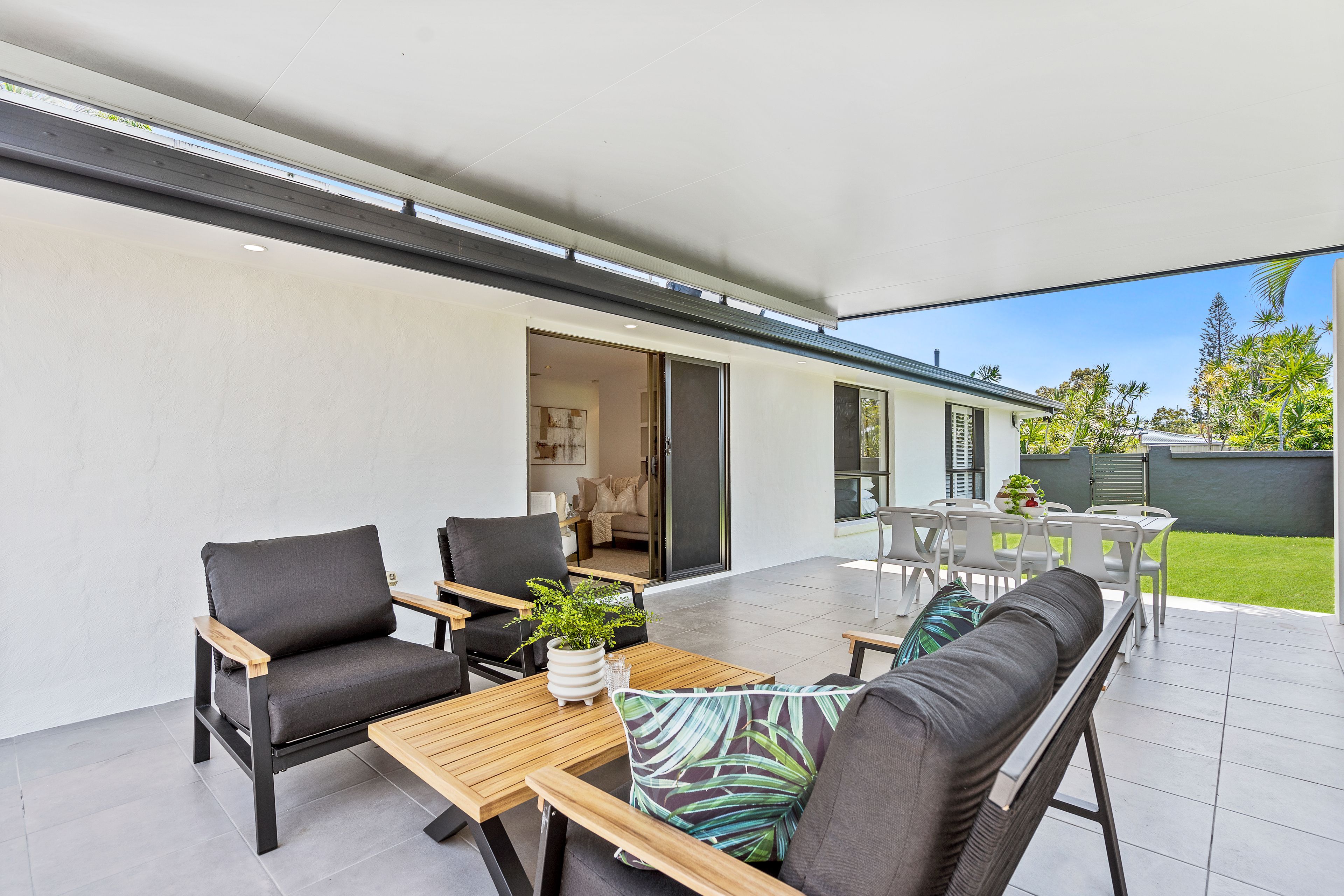 1 TEKAPO ST, BROADBEACH WATERS QLD 4218, 0房, 0浴, House