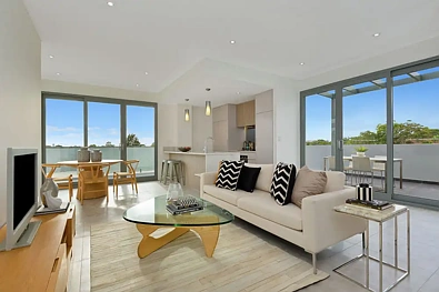 Epping 3房 顶层公寓的完美之选，坐拥广阔区域景观，尊享卓越室内外生活。 Penthouse perfection with sweeping district views and exceptional indoor-outdoor living.