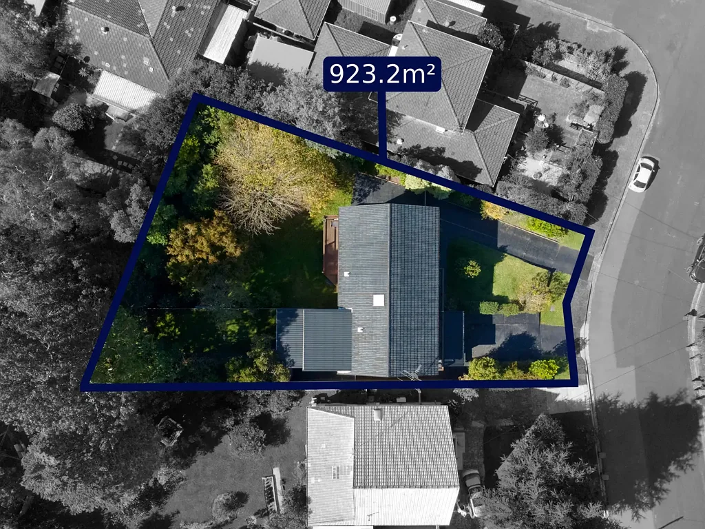 Faulconbridge 7房 R2分区924平米 双重居住许可 现代风格砖砌 双独立住宅 公交近邻 学区房 便捷生活 Two Homes, One Title!! Dual-Income Dual-Living!! Perfect for Investors & Multi-Gen Households - Open Home Saturday 23rd May, 11am - 11.20am.