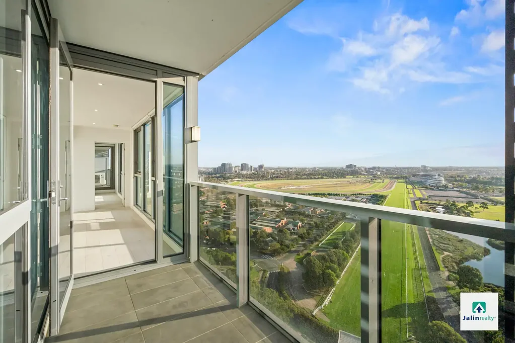 Flemington 2部屋 Highly Sought After Location - 5km from CBD
Uninterrupted Views!