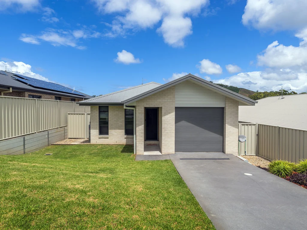 39 Gita Place, Woolgoolga, NSW 2456