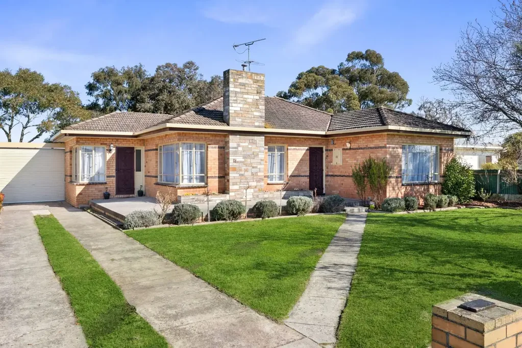 10 Carr Street, Colac, VIC 3250