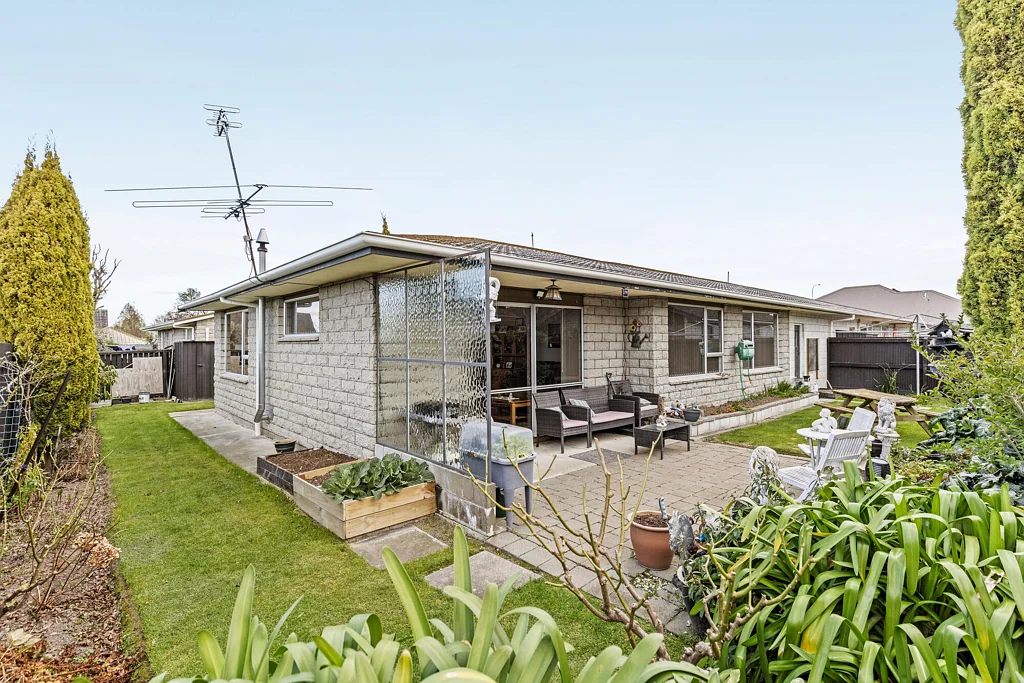 Rangiora 2 Bedroom Private, peaceful & walk to town