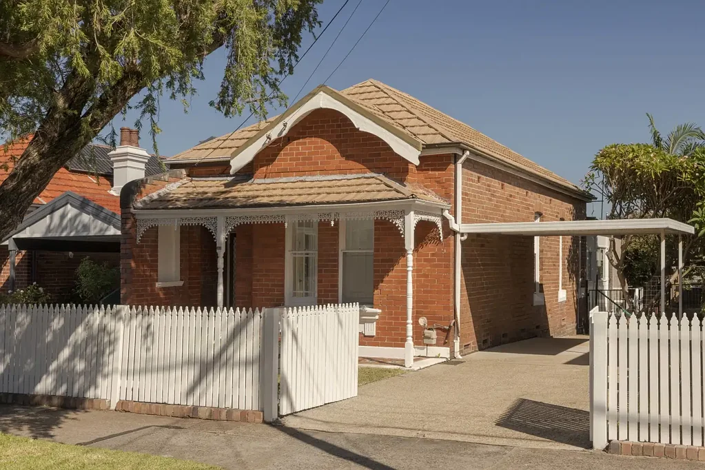133 Duntroon Street, Hurlstone Park, NSW 2193