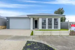 2 Ryhill Crescent, Wellard