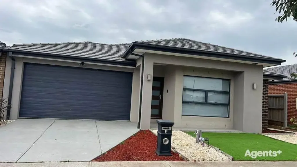 4-Bedroom Family Home For Rent in Tarneit!