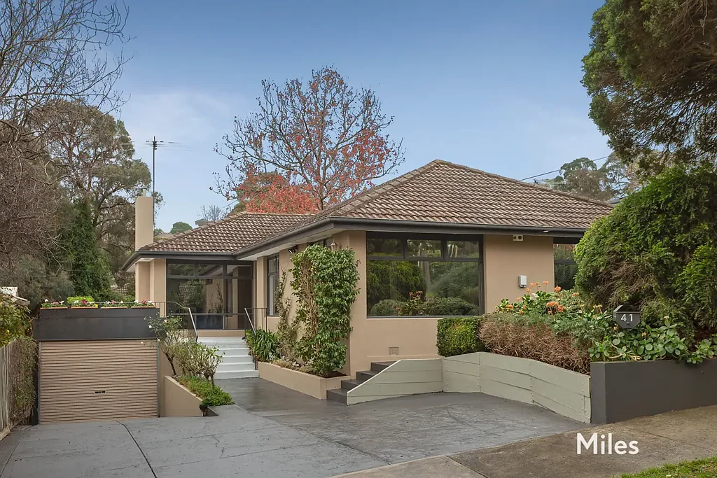 Heidelberg 4房 位于Heidelberg黄金地段的卓越家庭住宅 Exceptional Family Home In Prime Heidelberg Location