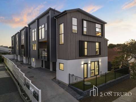 Sandringham 4部屋 Five on Truro - Executive Living