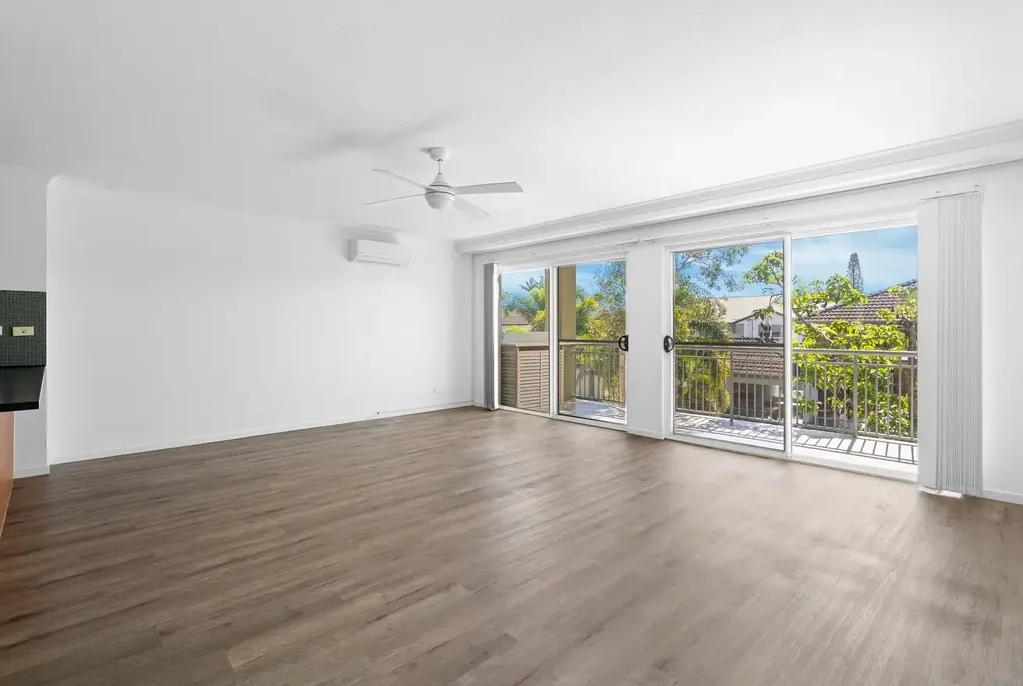 Biggera Waters 2房  Coastal Convenience Meets Resort-Style Living