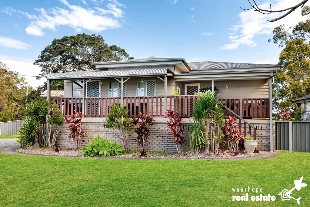Port Macquarie 3Zimmer North-Facing Home with Hastings River Views