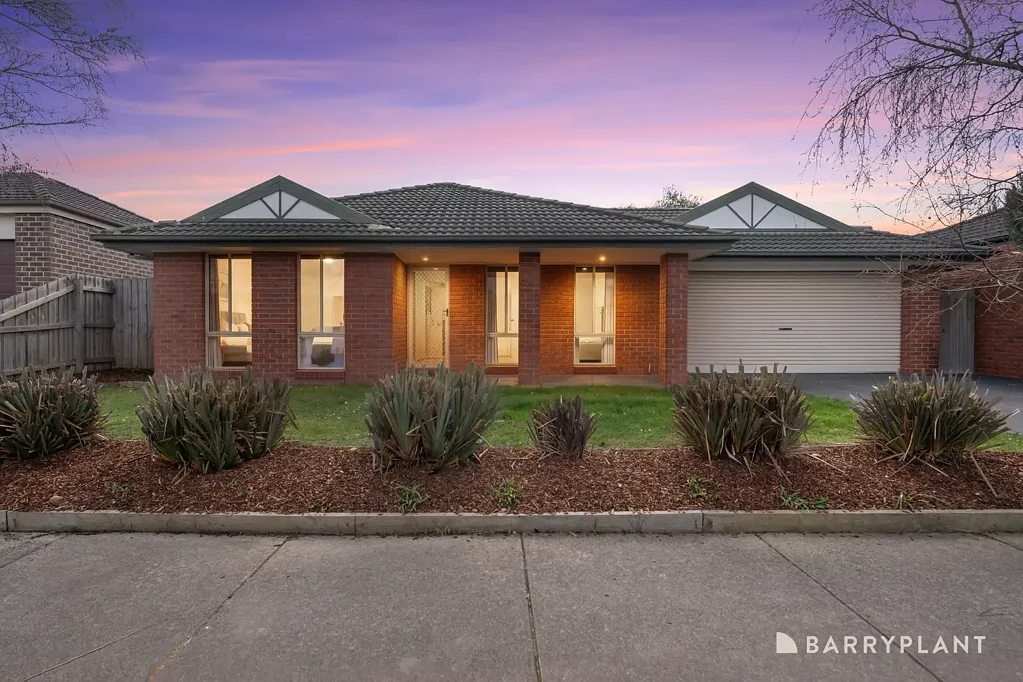 Pakenham 4 Slaapkamer LARGE FAMILY HOME!