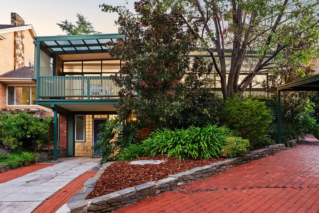 Beaumont 3房  A Mid-Century Modern Showpiece that vibes with today…
