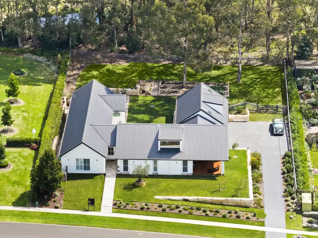 Bundanoon 5房  Modern Luxury and Refined Highlands Living