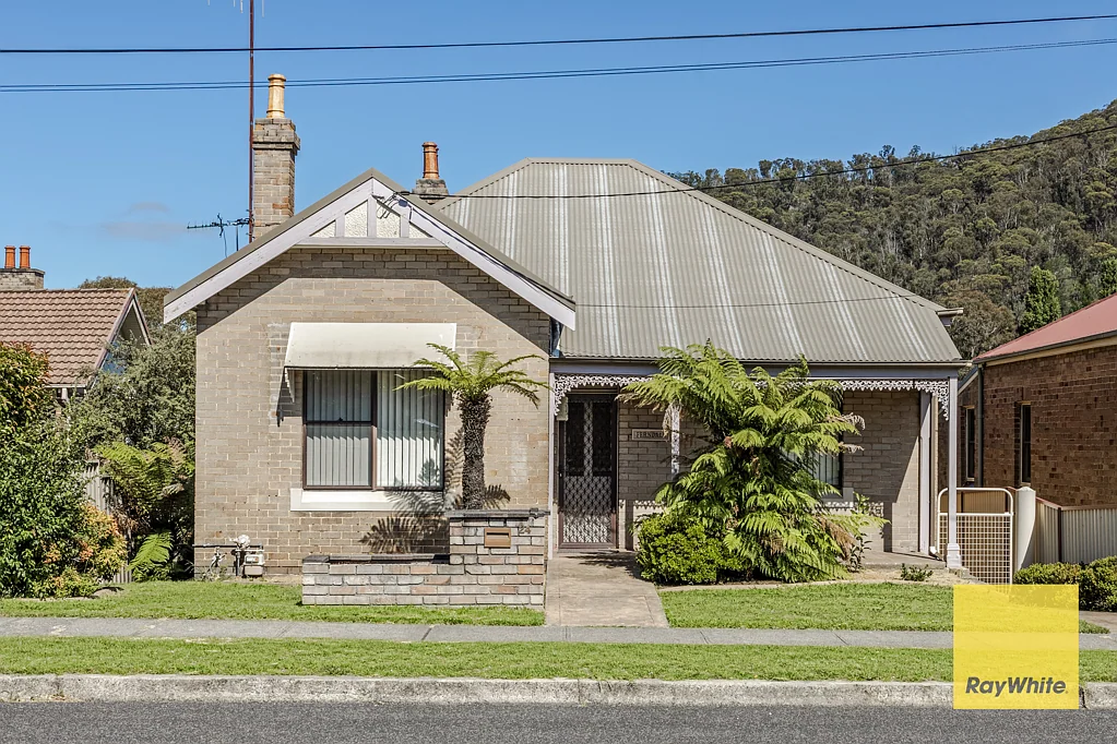 24 Sandford Avenue, Lithgow, NSW 2790