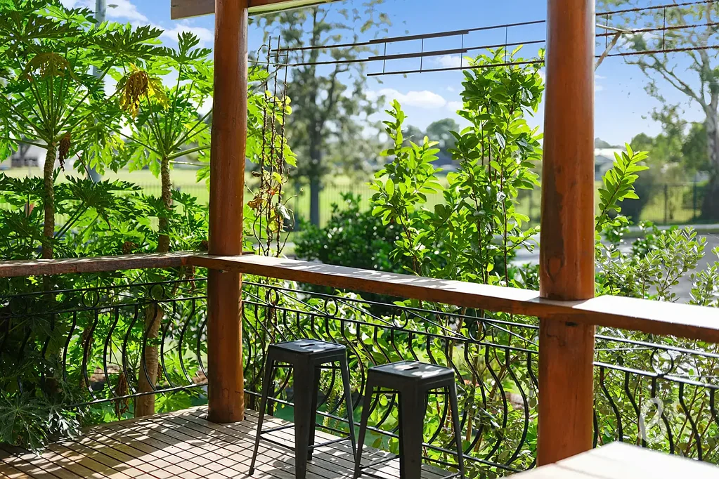 Singleton 4房  Four bedroom home within walking distance to schools
