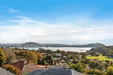 Orakei 3બેડરૂમ Some Homes Look The Part. This One Lives It.