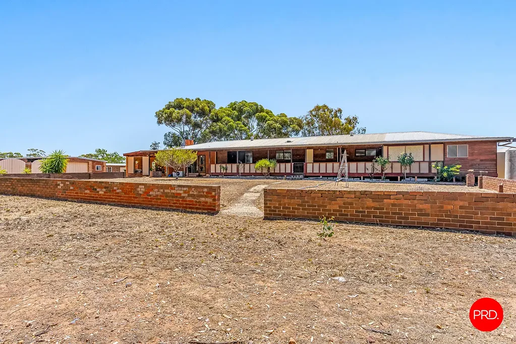 155 Scotts Road, Neilborough, VIC 3570