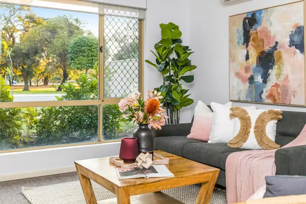 3/2 Vaughan Street, Dianella, WA 6059