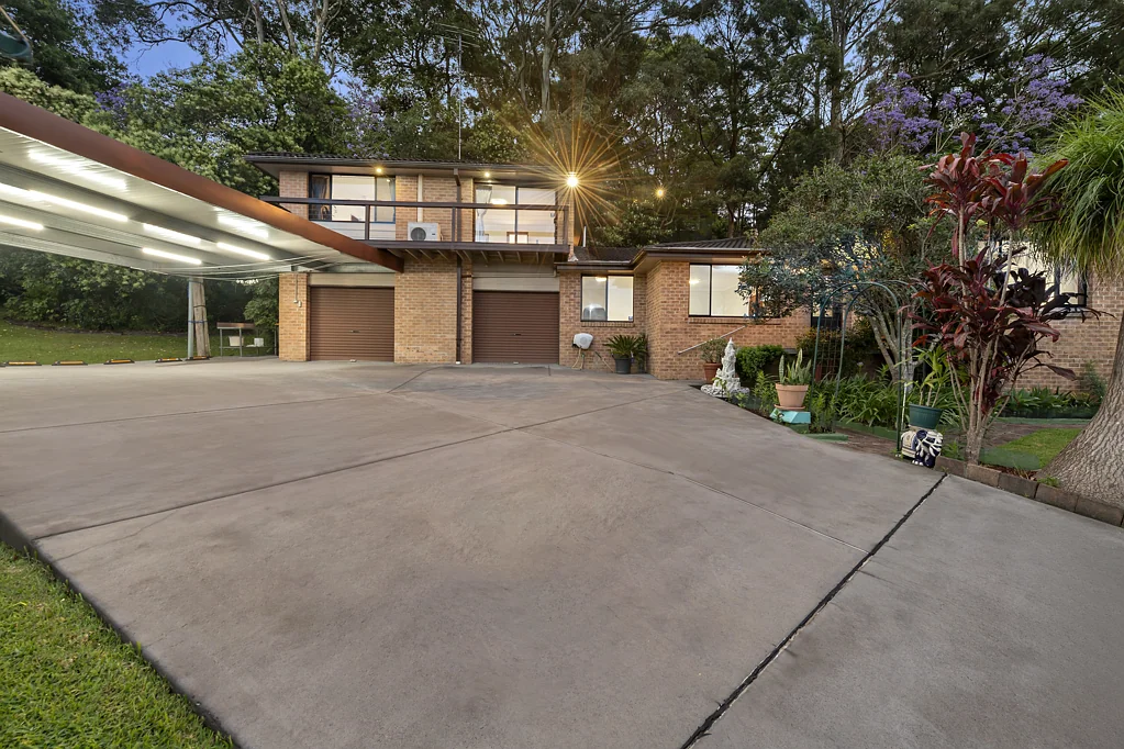 22a Nesbitt Close, Kotara, NSW 2289
