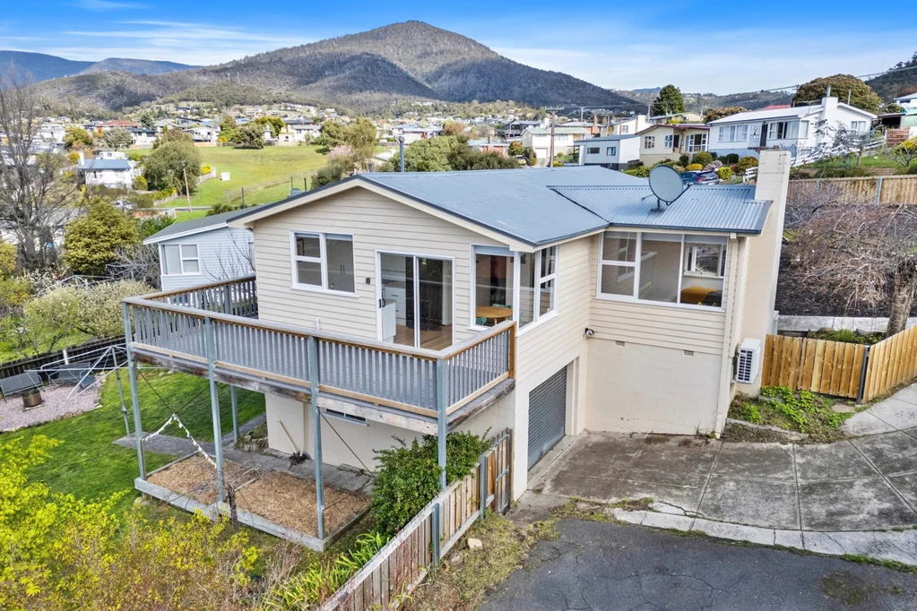 7 Langura Avenue, Chigwell, TAS 7011