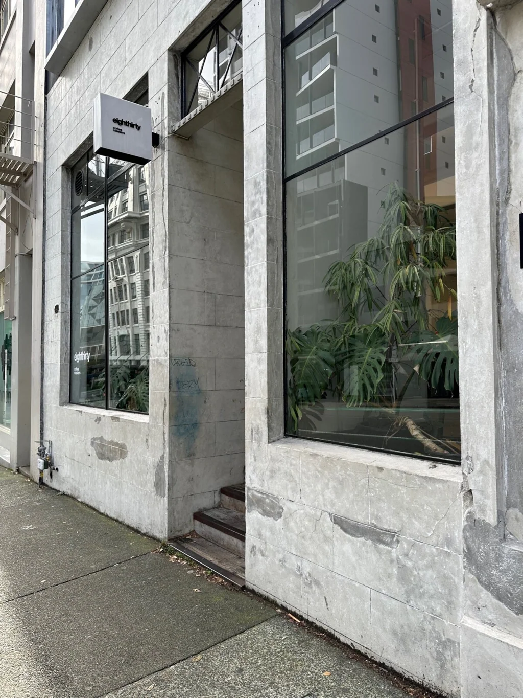 Auckland Central Affordable industrial character retail/hospo space