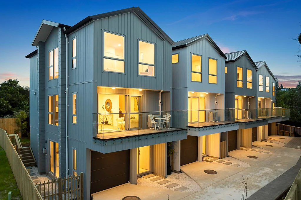 New Lynn 4chambre Standalone New Home With 10-Year Building Warranty