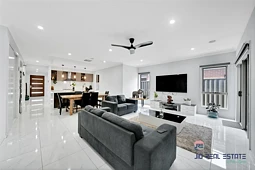 46 Riverside Concourse, Cobblebank