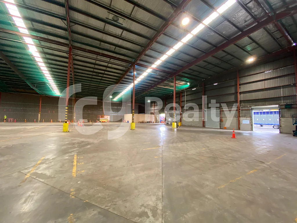 Mount Wellington MEGA Road Front Warehouse | Mt Wellington