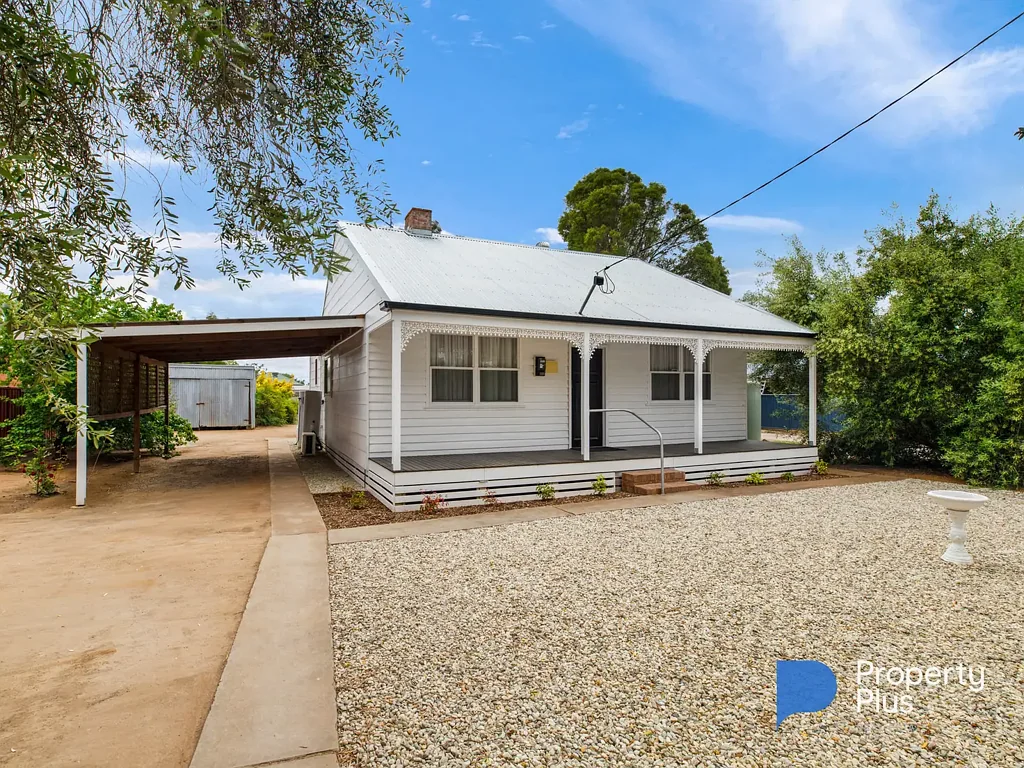 Charlton 3ห้องนอน Cosy Country Cottage - Renovated Throughout