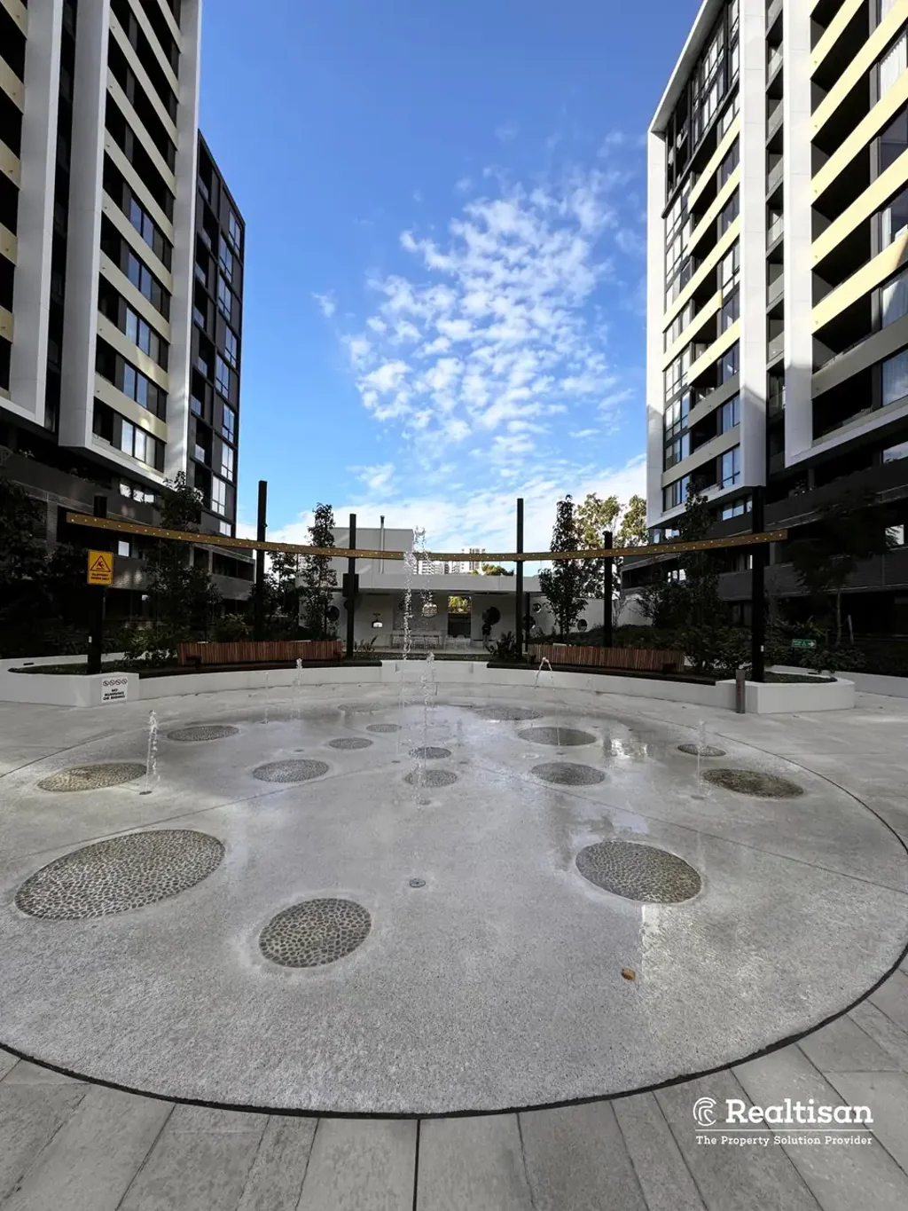 Macquarie Park 2房 都市新地标 设计卓越 绿氧生活 便捷交通 购物休闲一步之遥 Newly released " Garden view "apartment selling with current market price