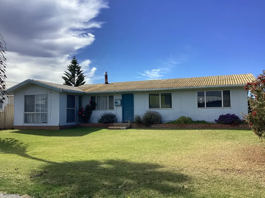 Charming 4-Bedroom Home with Ocean Views - In the Heart of Town